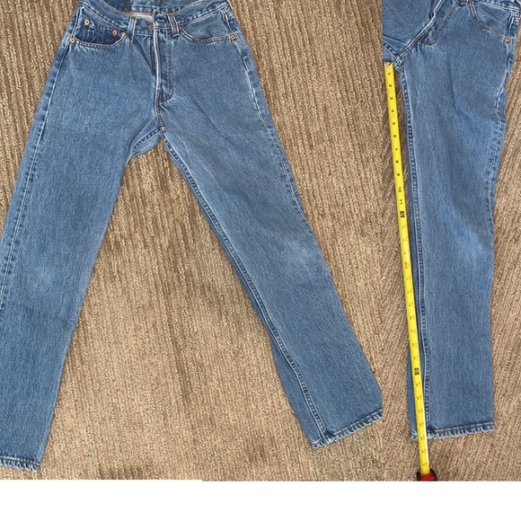 𝒱𝒾𝓃𝓉𝒶𝑔𝑒 Levi’s 501 Jeans - Picture 6 of 12